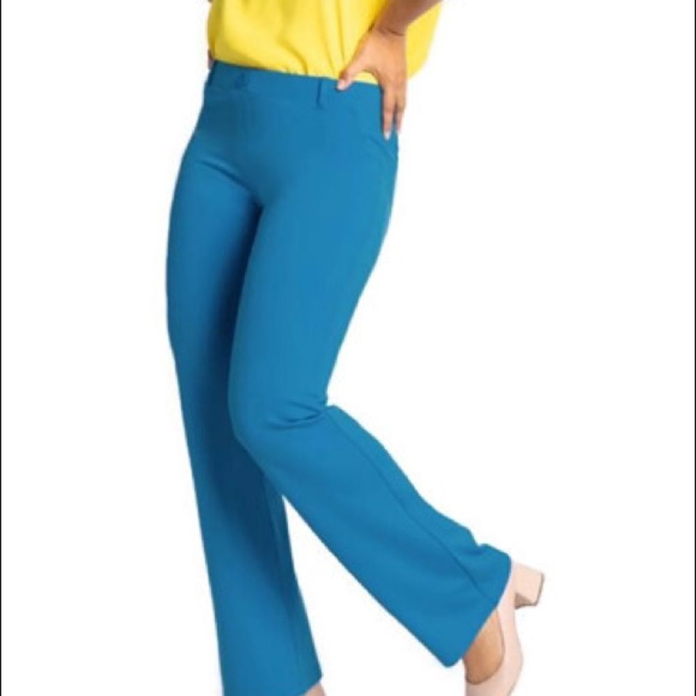 Beta Brand‎ Two Pocket Dress Yoga Pants Boot Cut Blue Color Size XXL